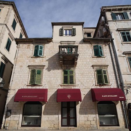 Kotor Nest Hotell Rom bilde